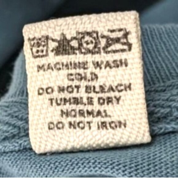 Lot Of 3 Graphic Tees USA Old Navy Hotel Dylan Fruit Of The Loom Medium 13e - Picture 9 of 16